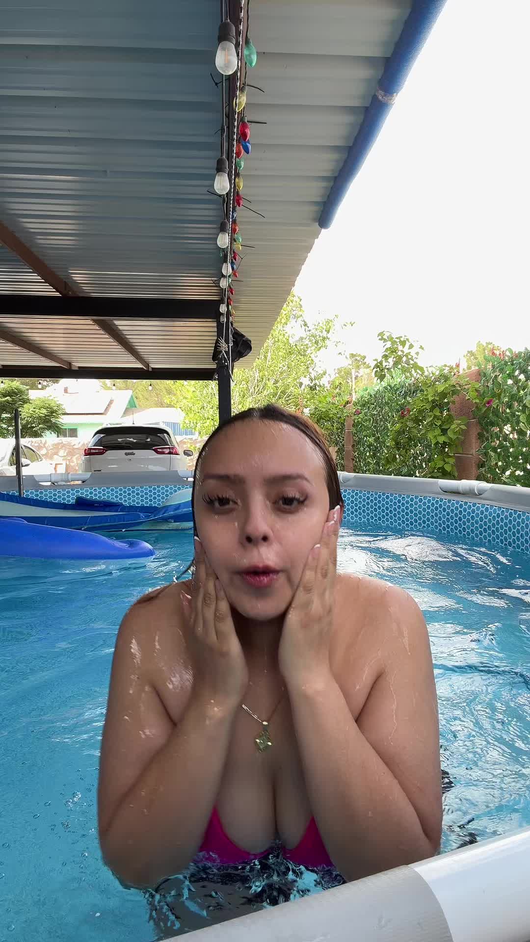@aolanymorie