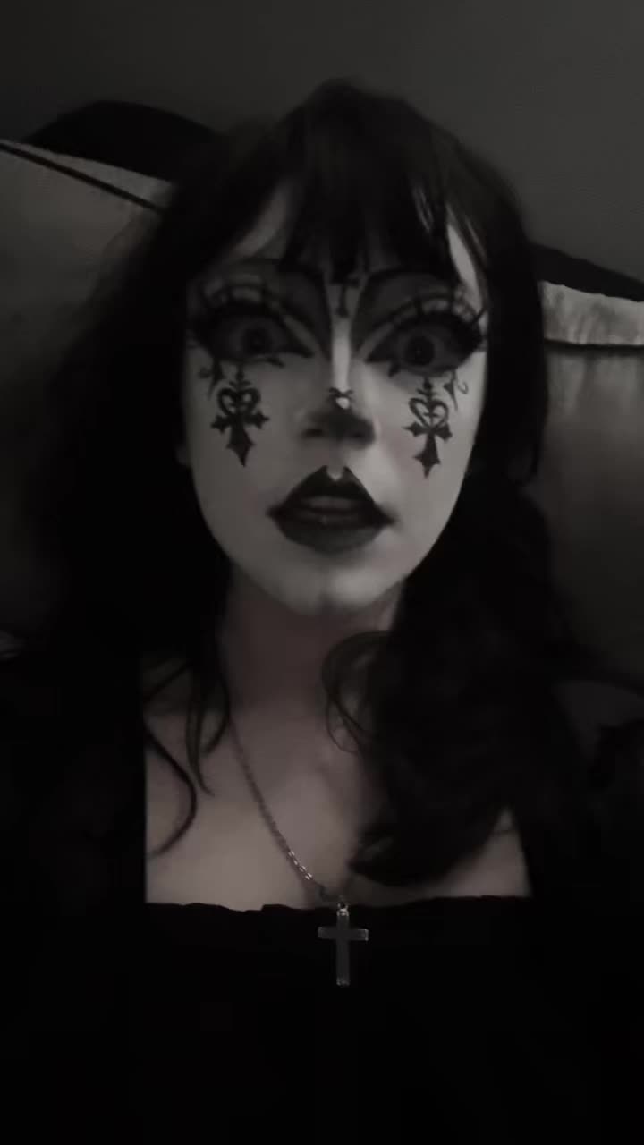 @𓆩♱𓆪 ℭ𝔯𝔬𝔴 𓆩♱𓆪