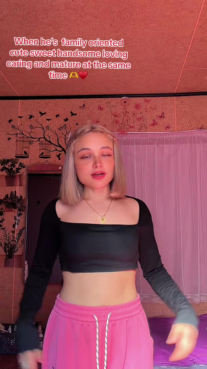 @Chettry__Rose