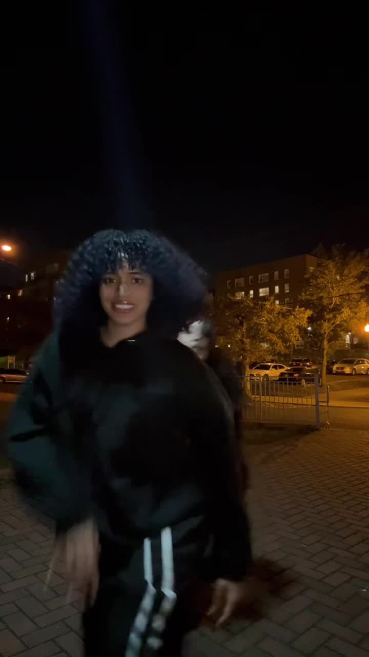 @Reina