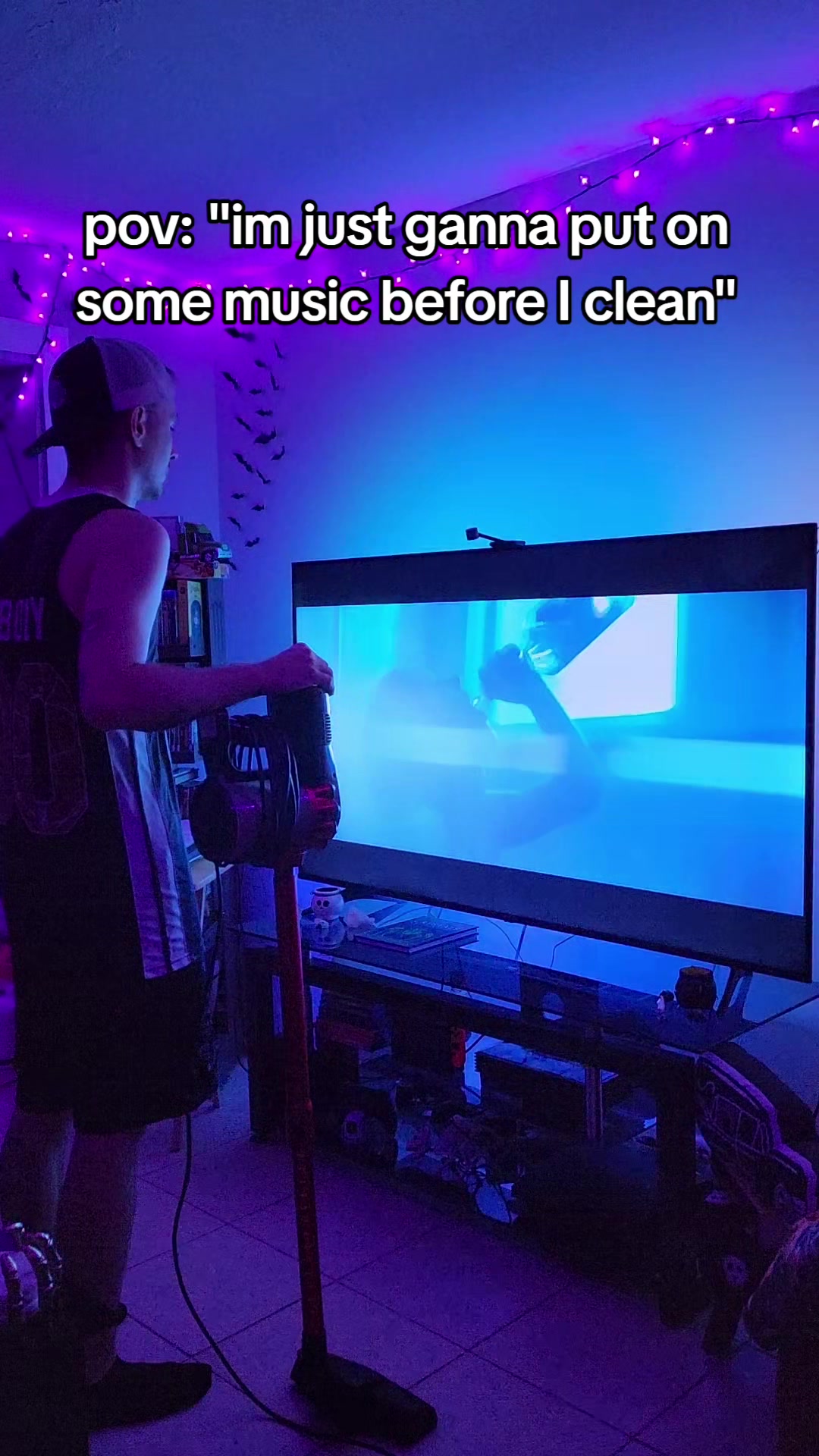 @Bøbbý Bøłť