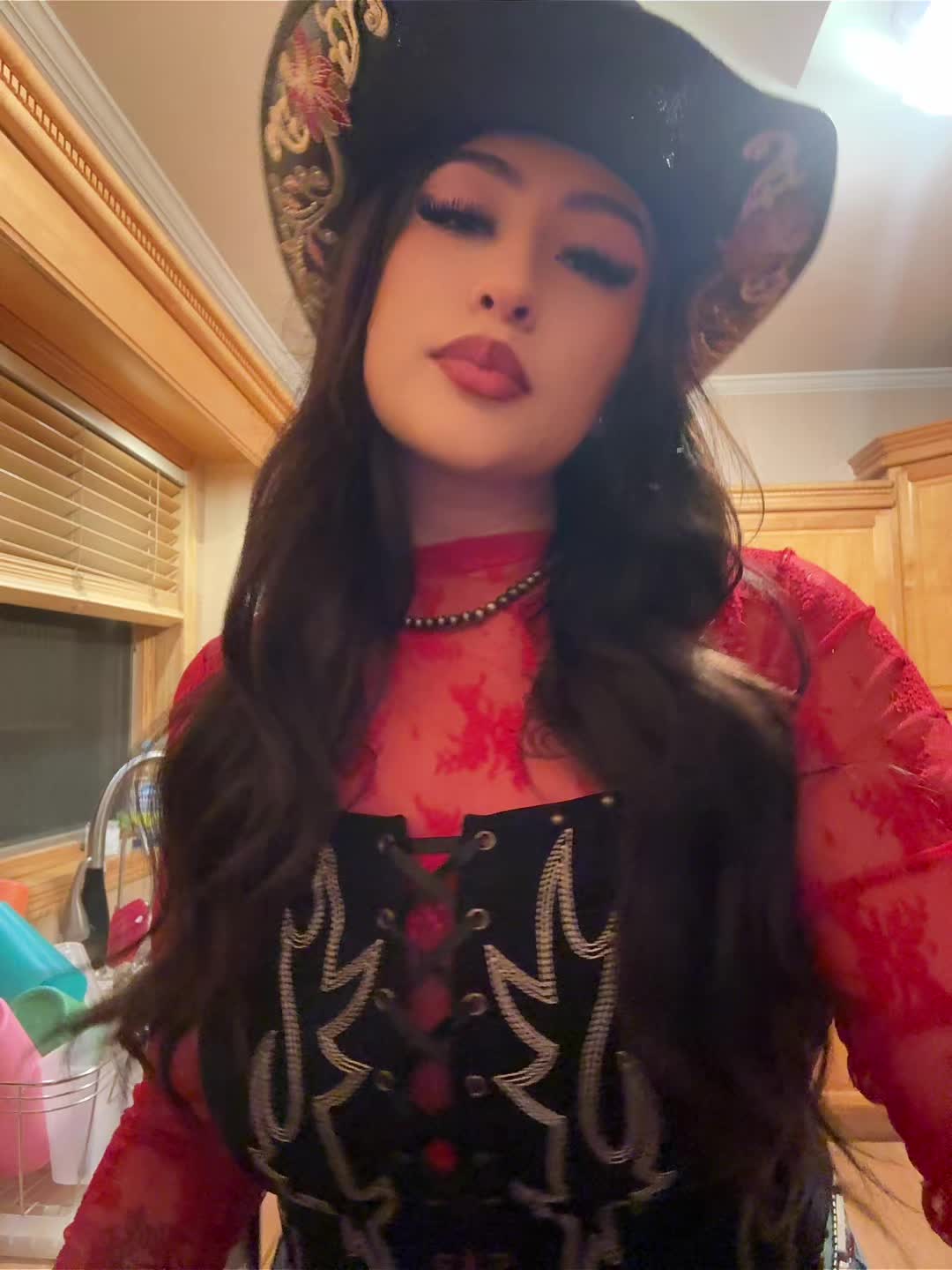@Heyitsdessss