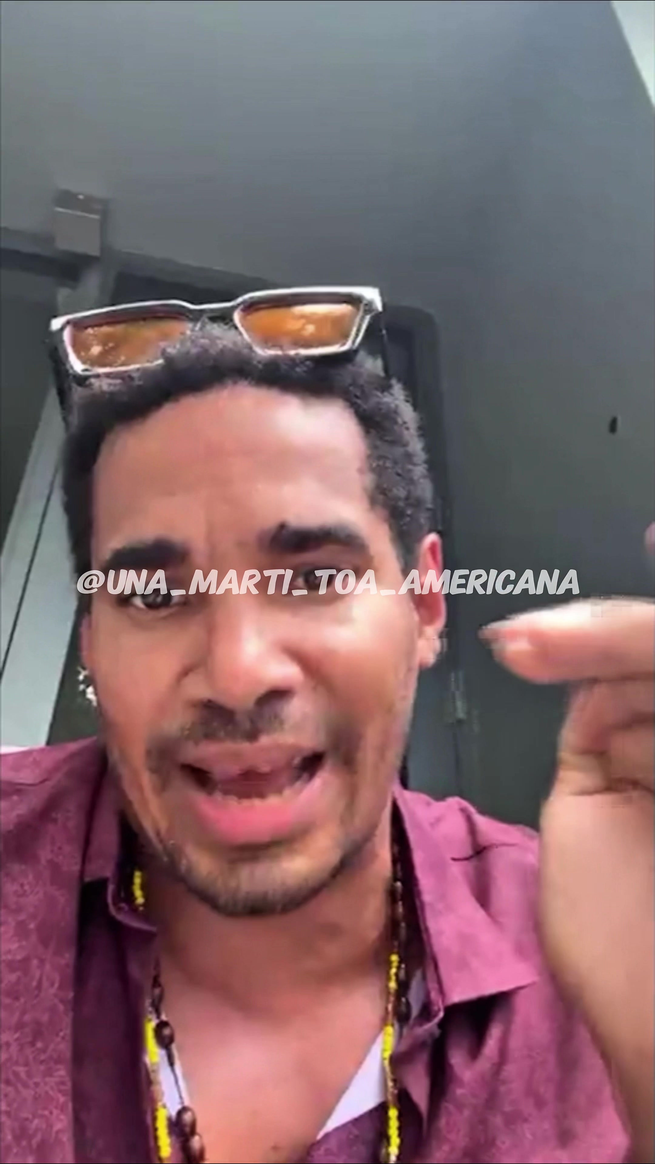 @una_marti_toa_americana