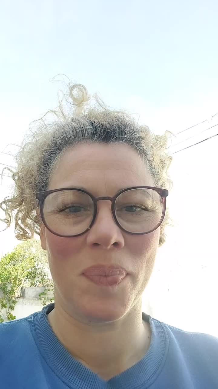 @Esther_Mosobicho