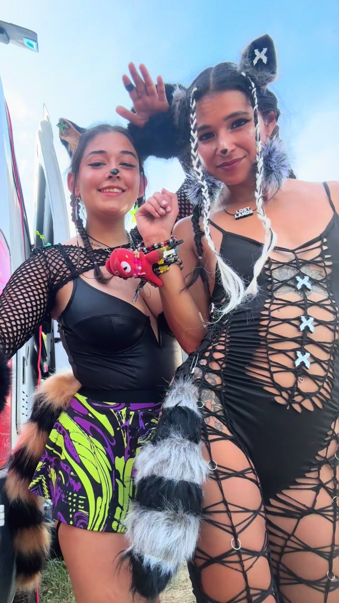 @Reina 🌈 | Radiant Raver 🖤