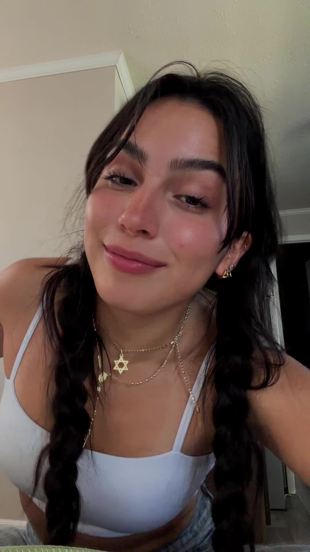 @Pelinegra