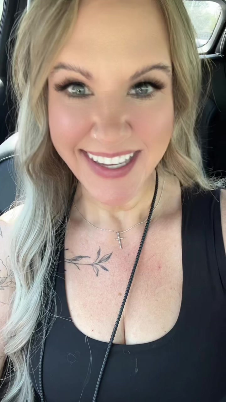 @Amber|Live Your Life Wild 🖤