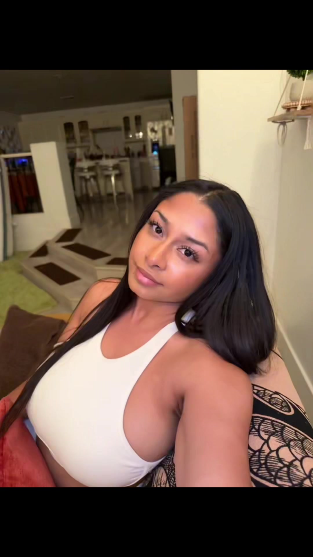 @realalessiasworld