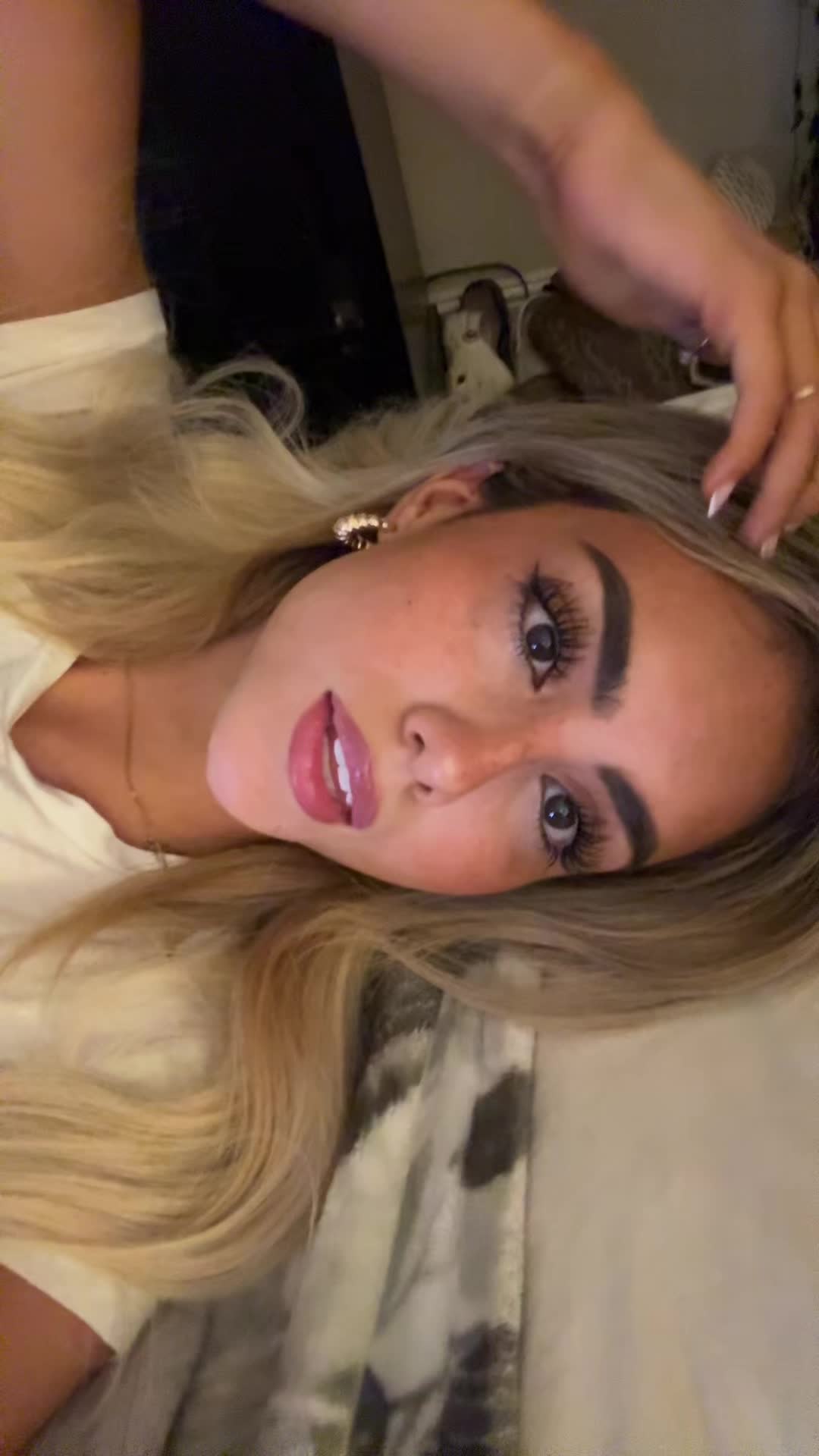 @anjelena