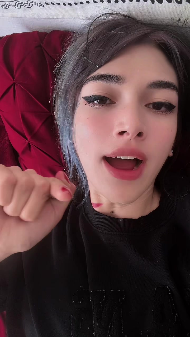 @Bee