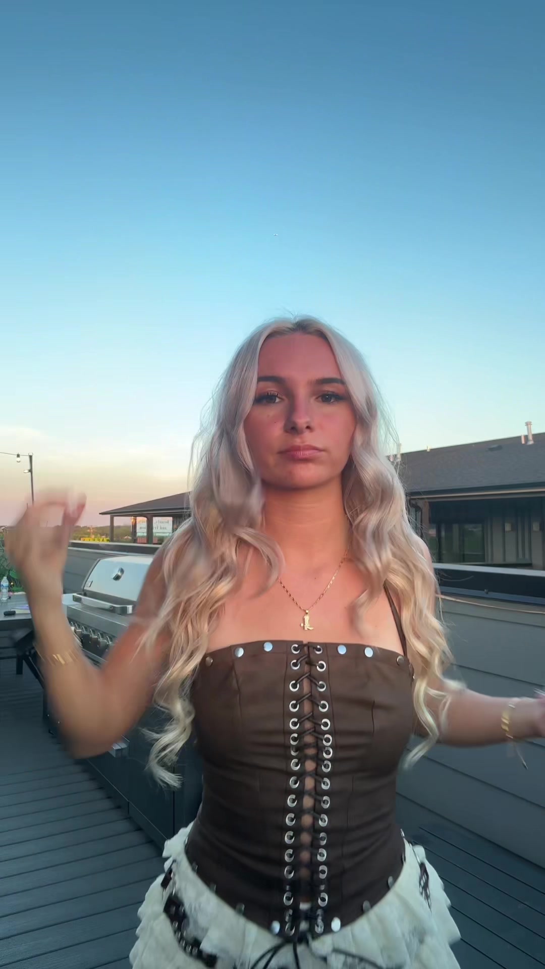@𝒽𝒶𝓎𝓁𝑒𝑒 𝒻𝒶𝓎𝑒