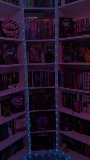 @Smutty.Little.Books ๐ธ๏ธ๐ท๏ธ๐๐ค