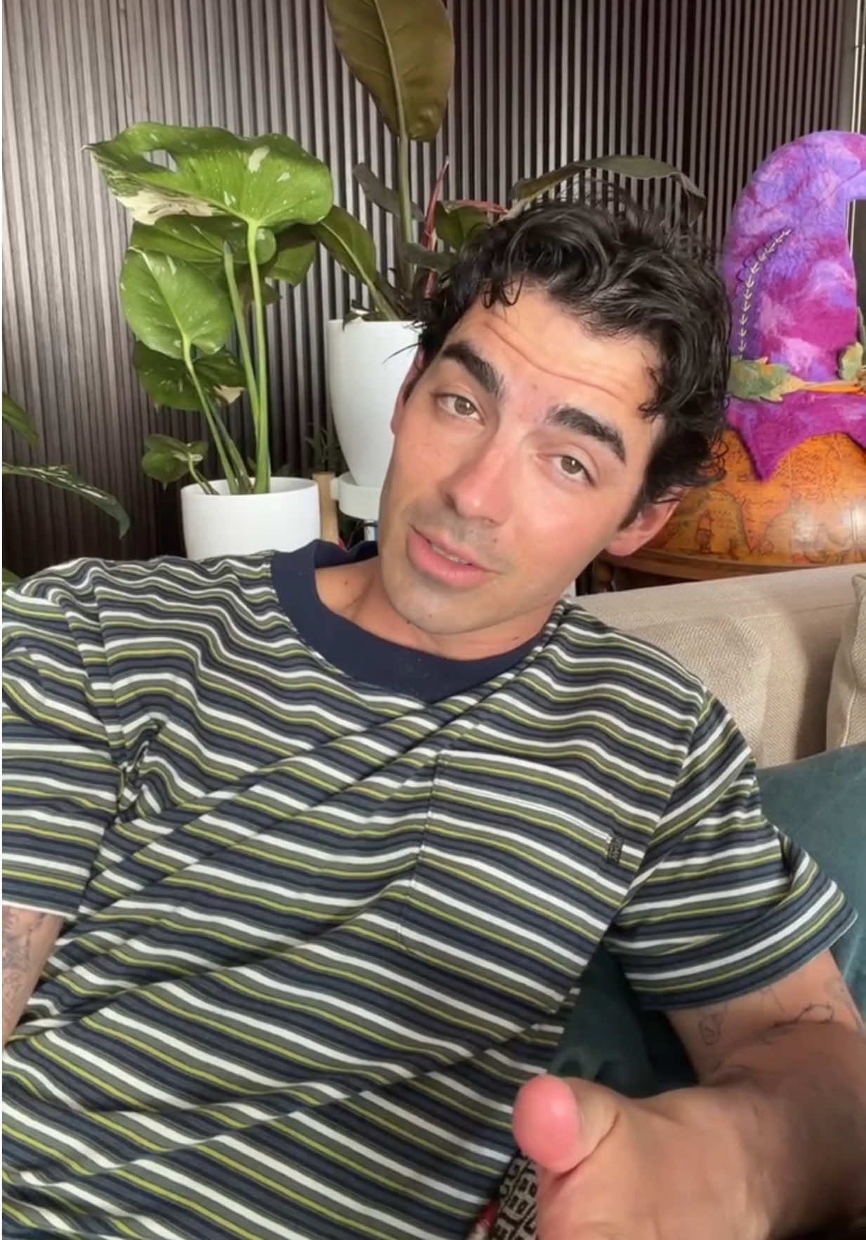 @joejonas