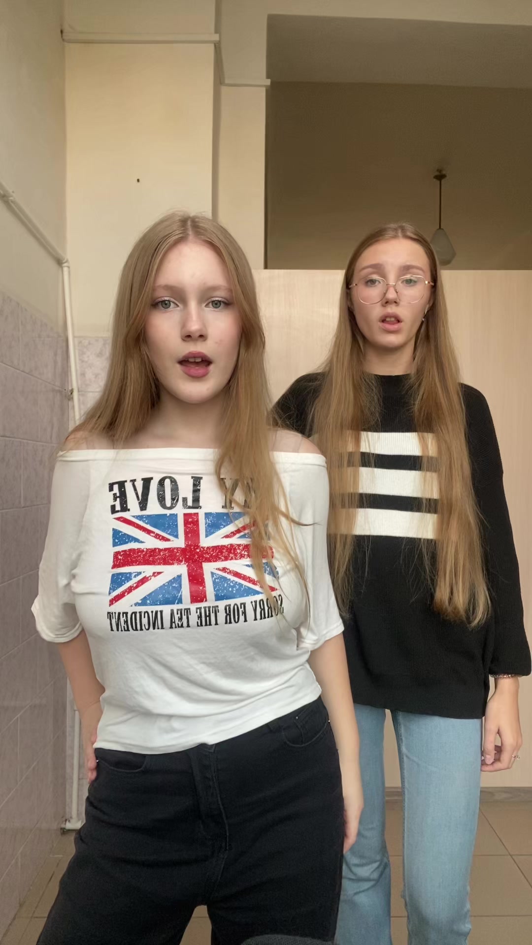 @алика