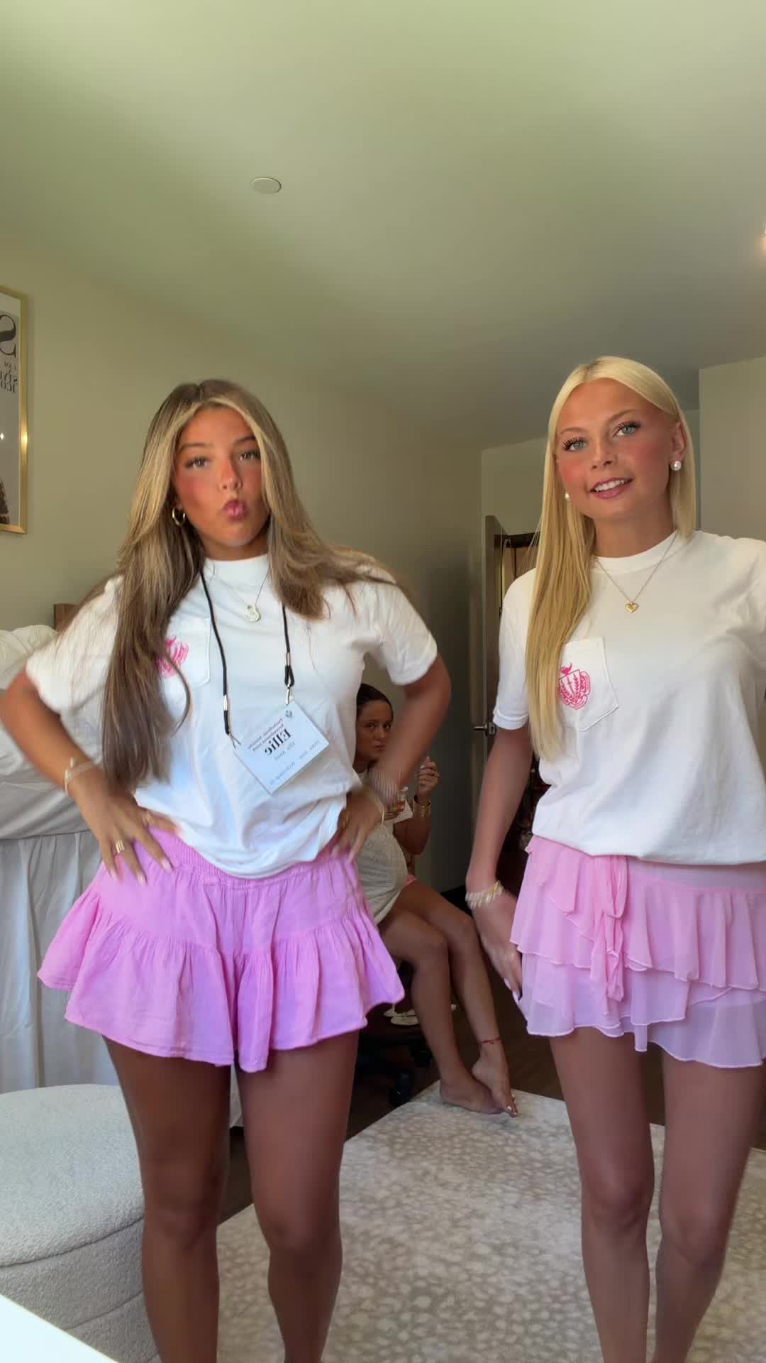 @ellie🛍️☀️💗👙