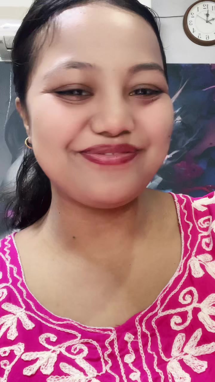 @Navina Lama🫀