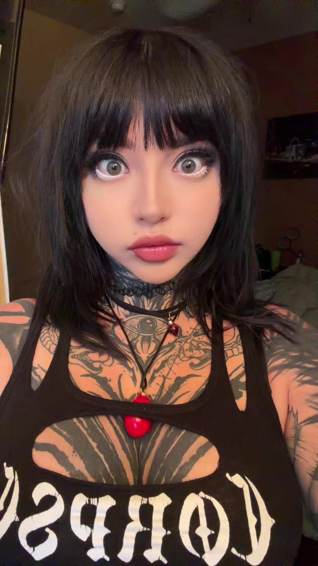@mothertriplex
