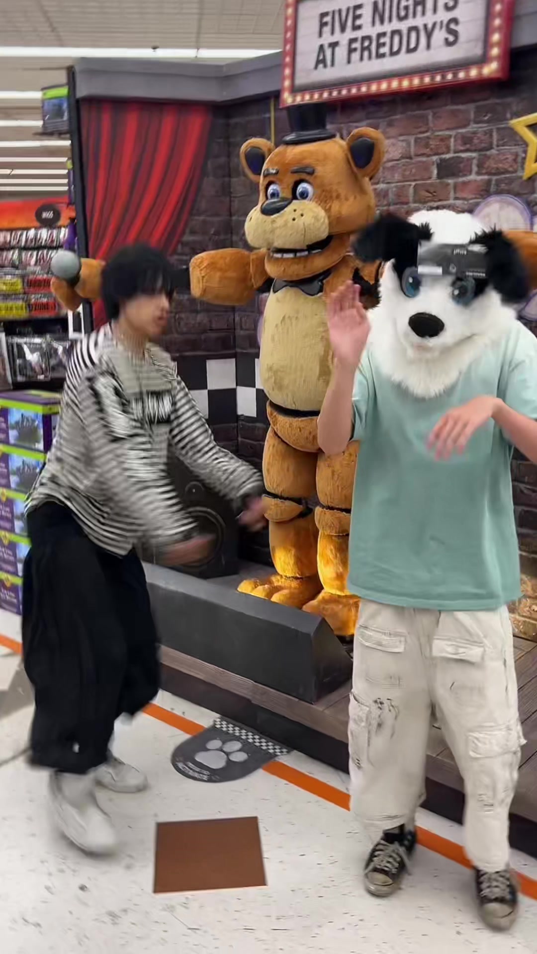 @Joji