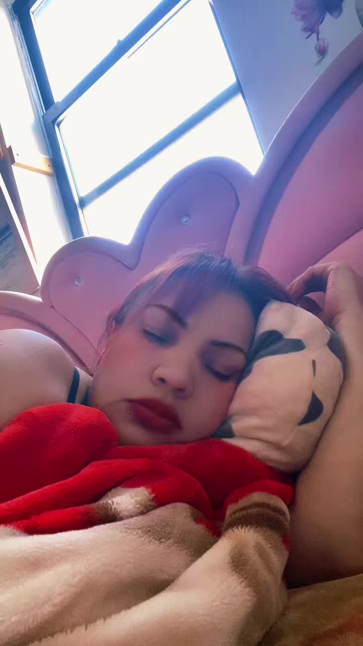 @RAQUEL RAMÍREZ ๐๐๐