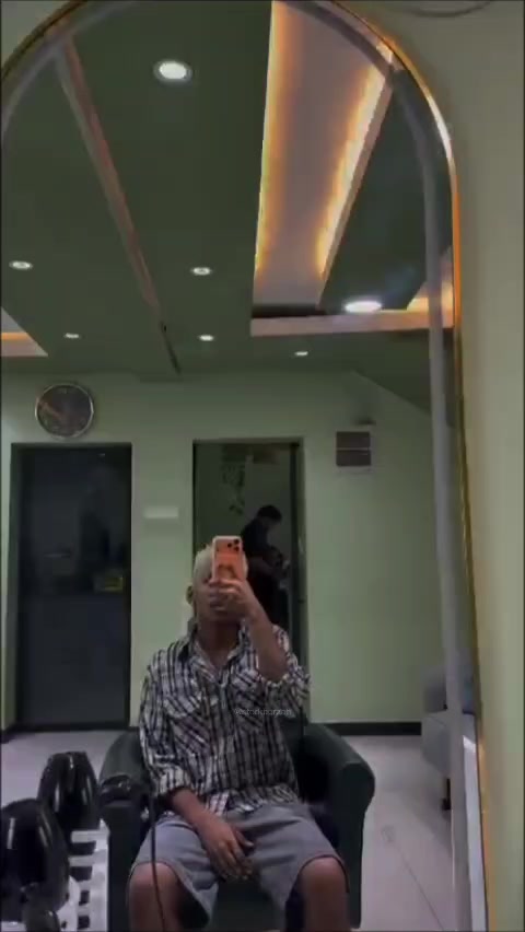 @H <>👑️