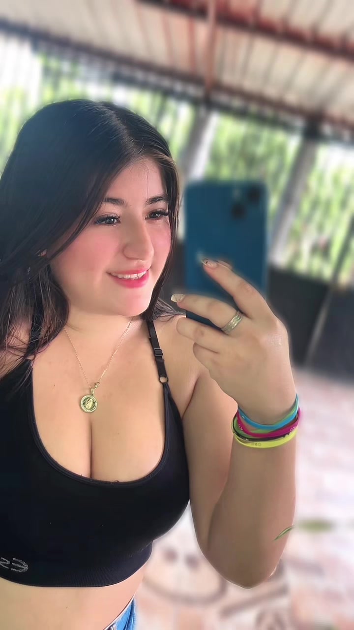 @𝓙𝓾𝓵𝔂😍🍓.