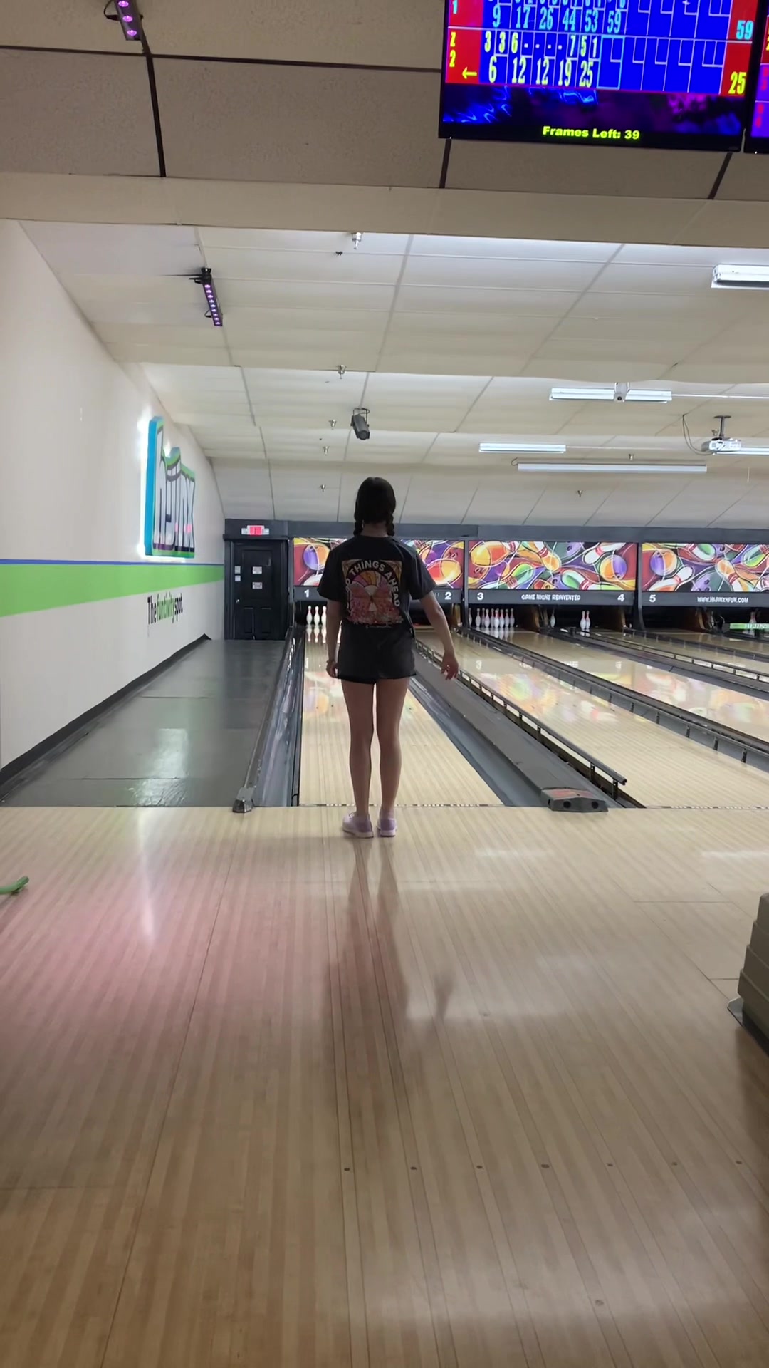 @Bowling with Zo&euml;