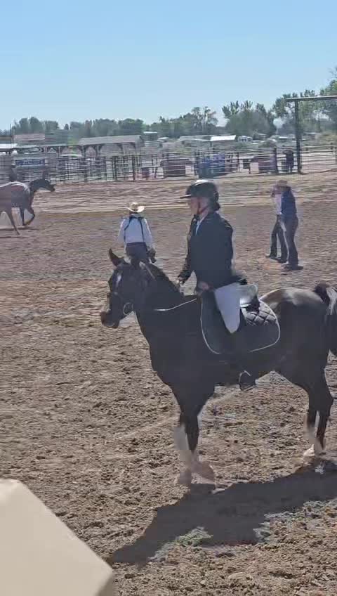 @makaylaCh_