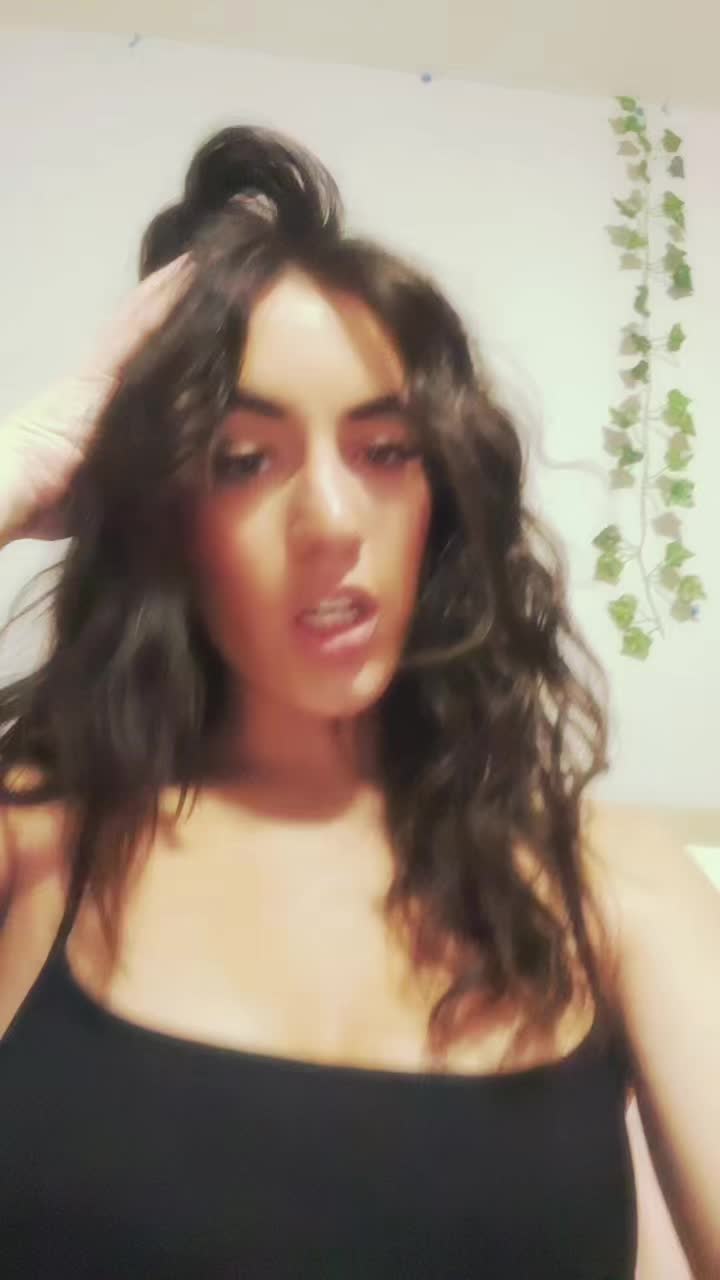 @giulianaafoltzz