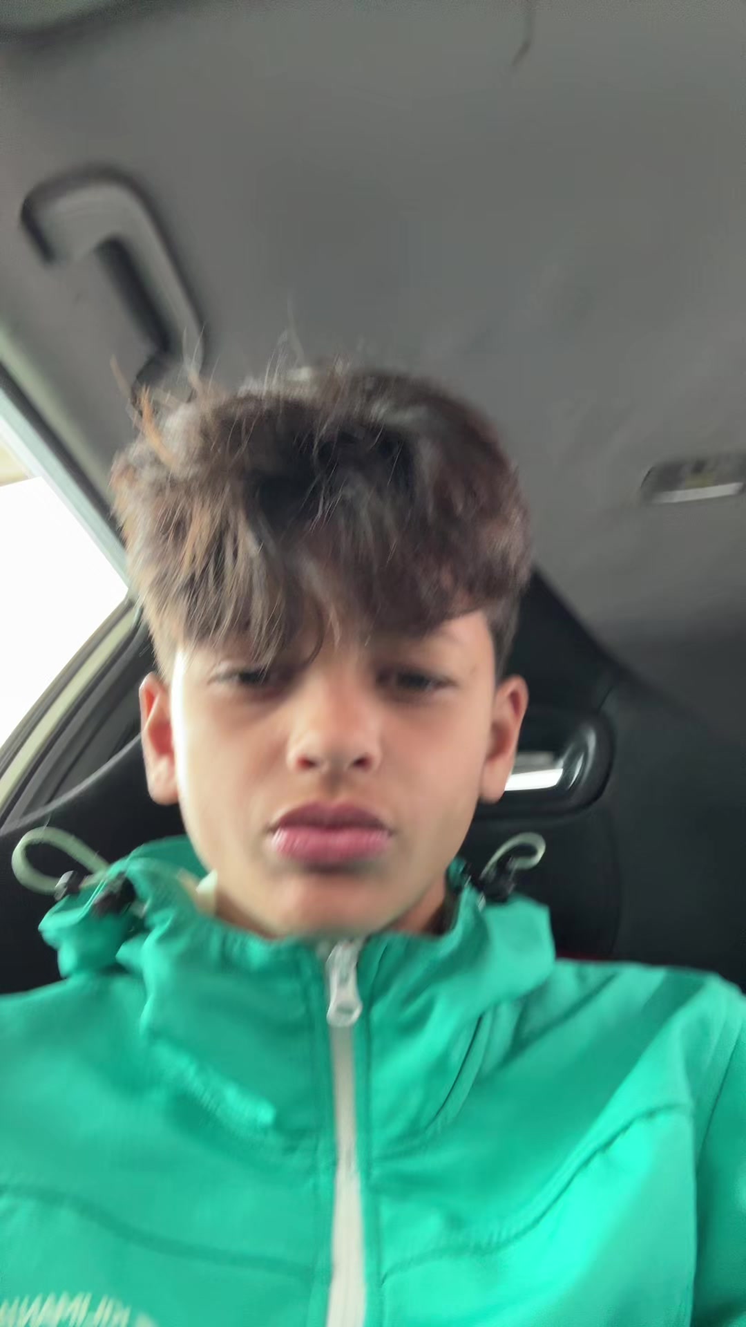 @Leeam🫣