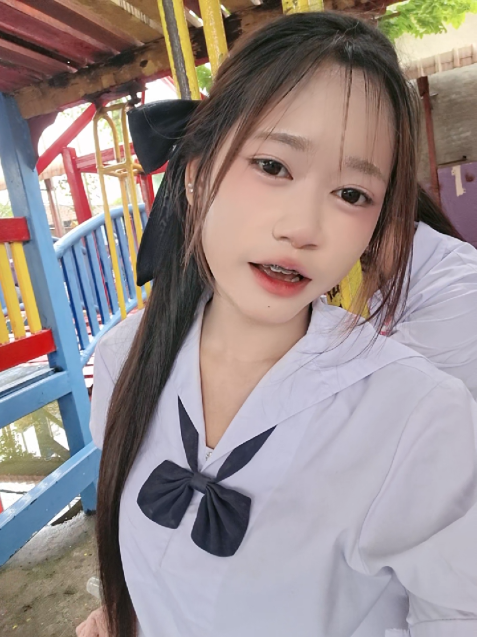 @: นิดกมน.🐉