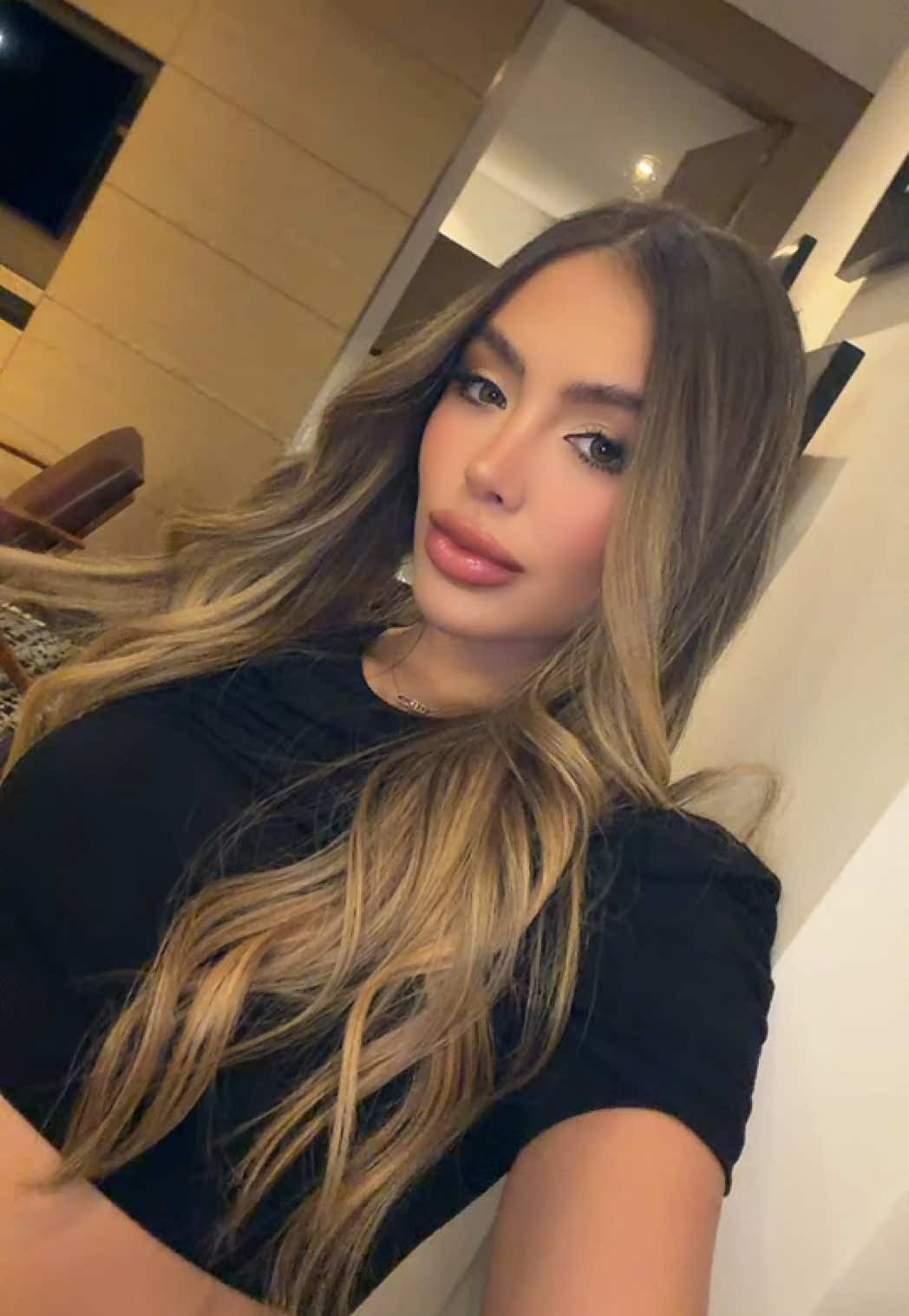 @IsaBella