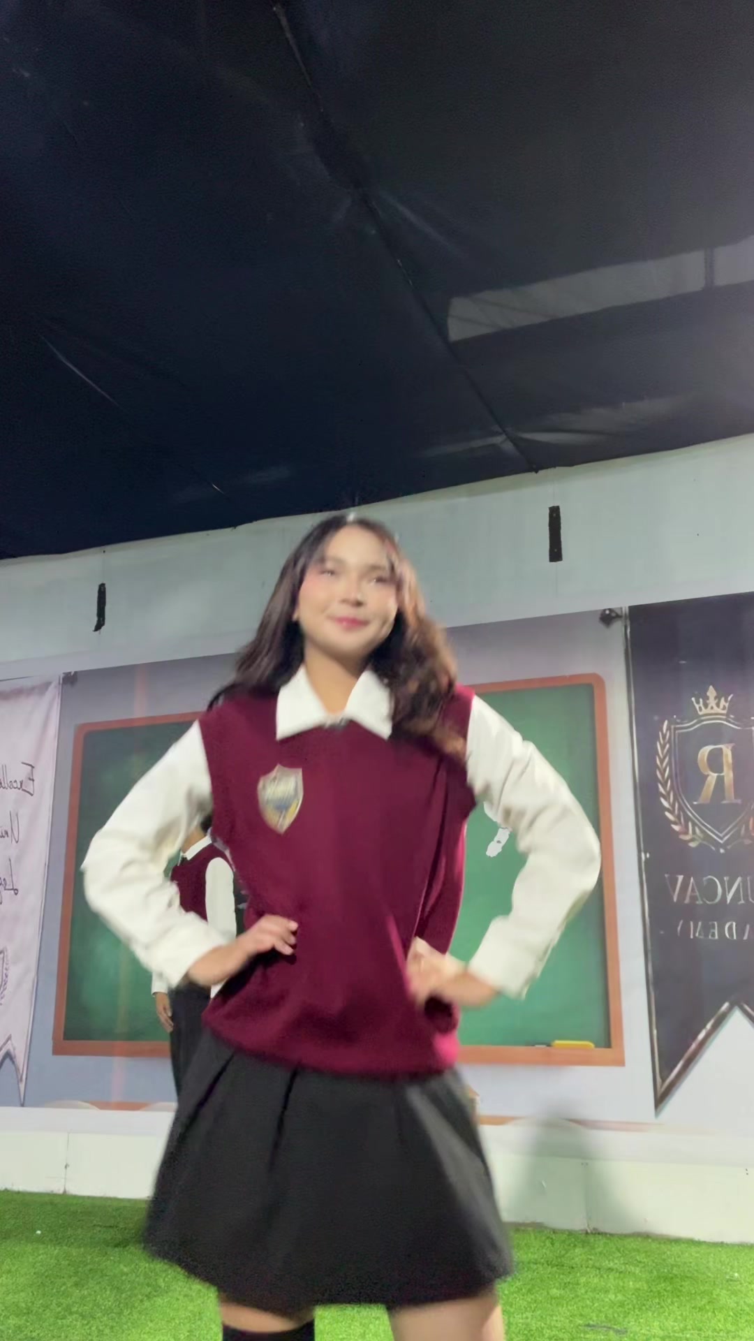 @Elahh