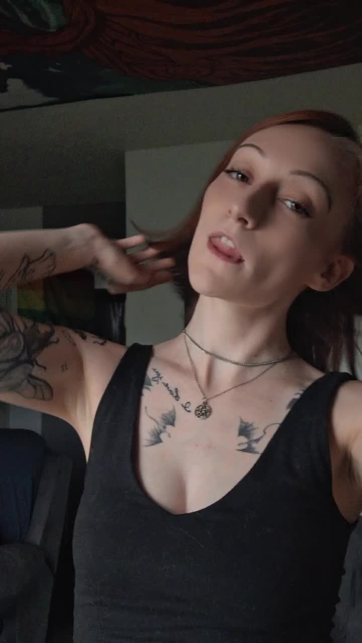 @Wrong_Bitch😈