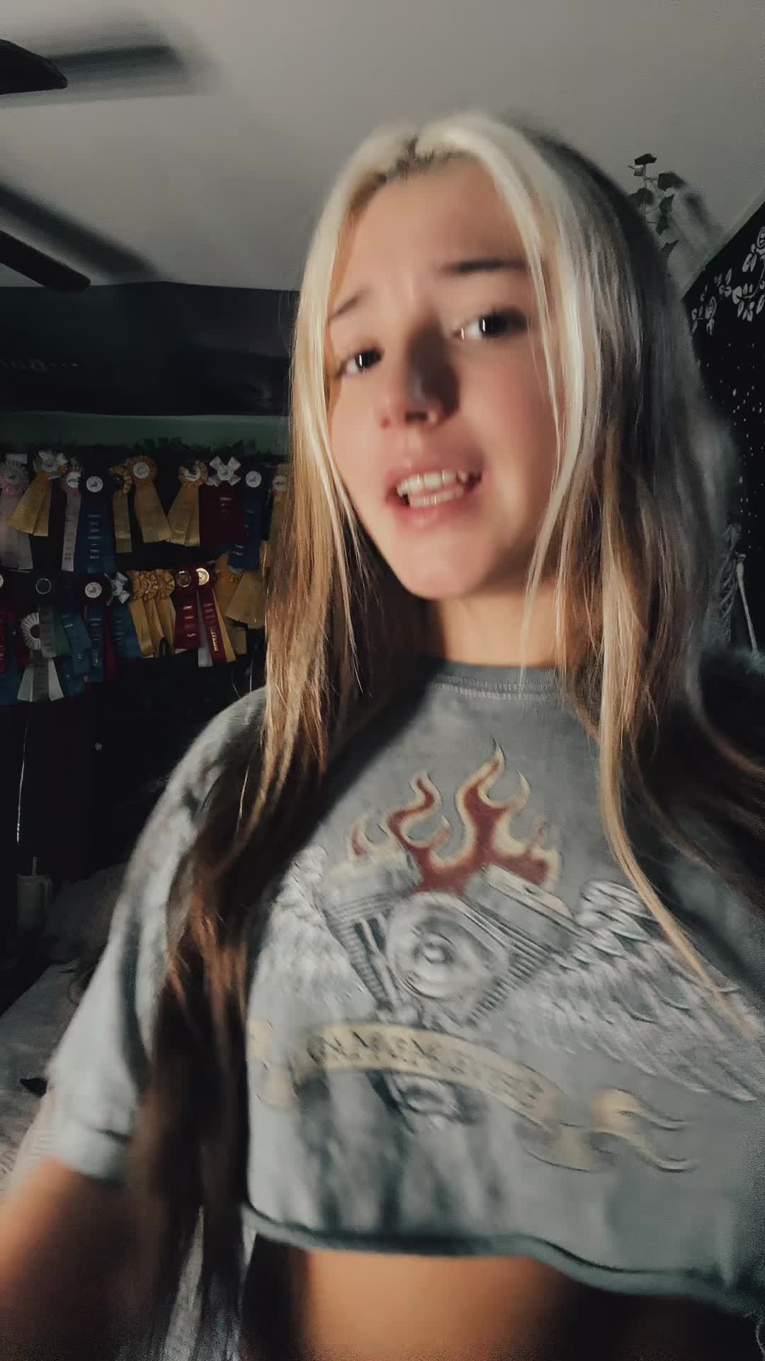 @lys