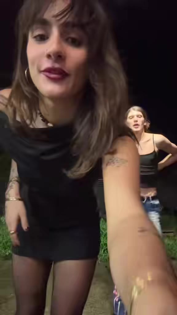 @AK
