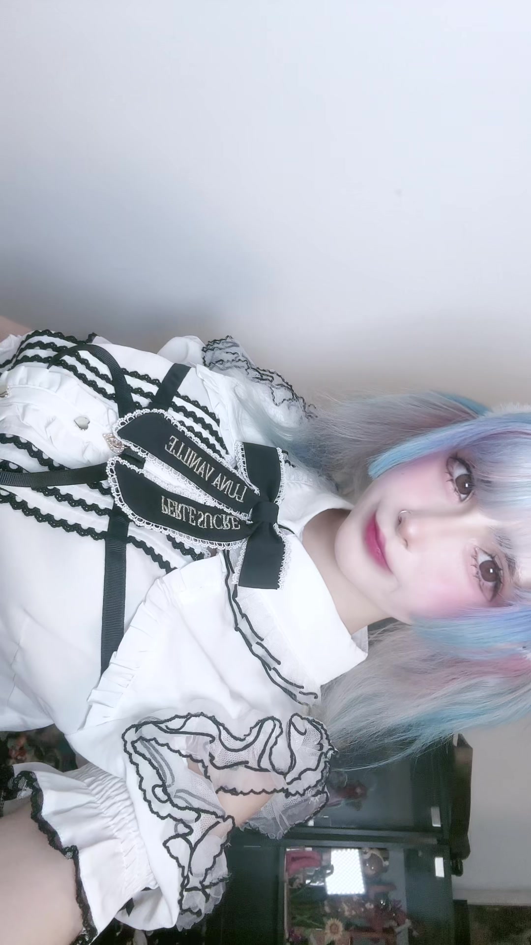 @moondekay
