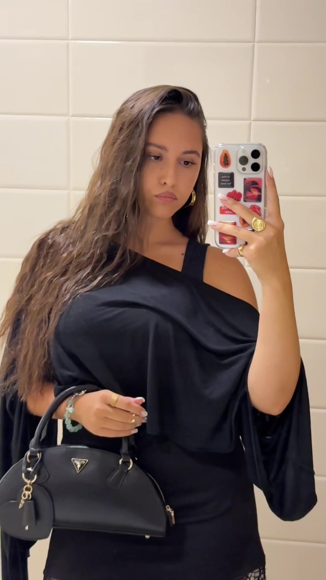@Maria Lari