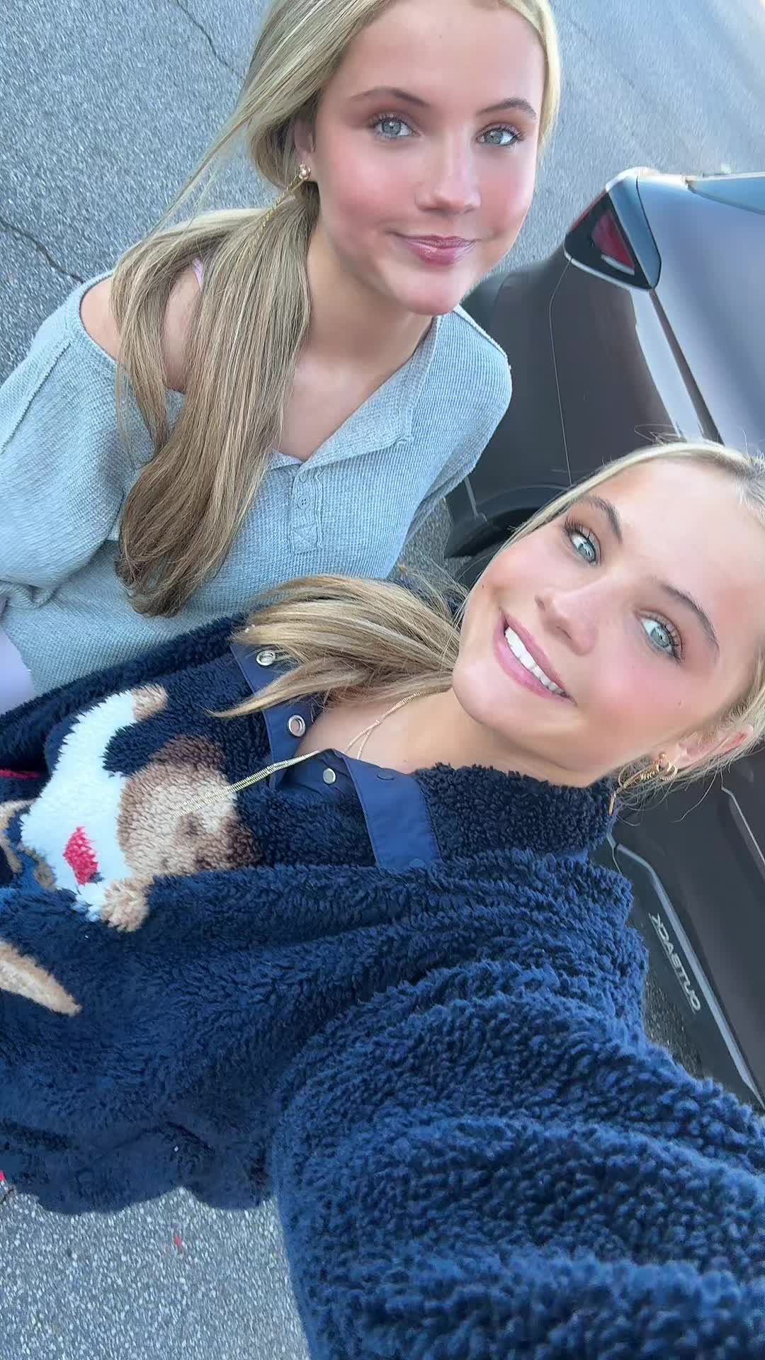 @Ella and Emma Rozmajzl
