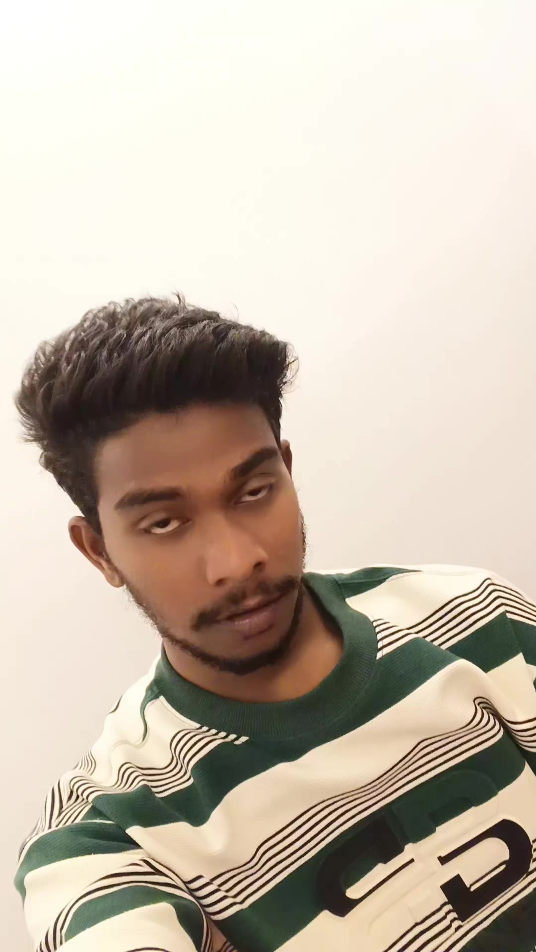 @আমি প্রবাসি💸✈️