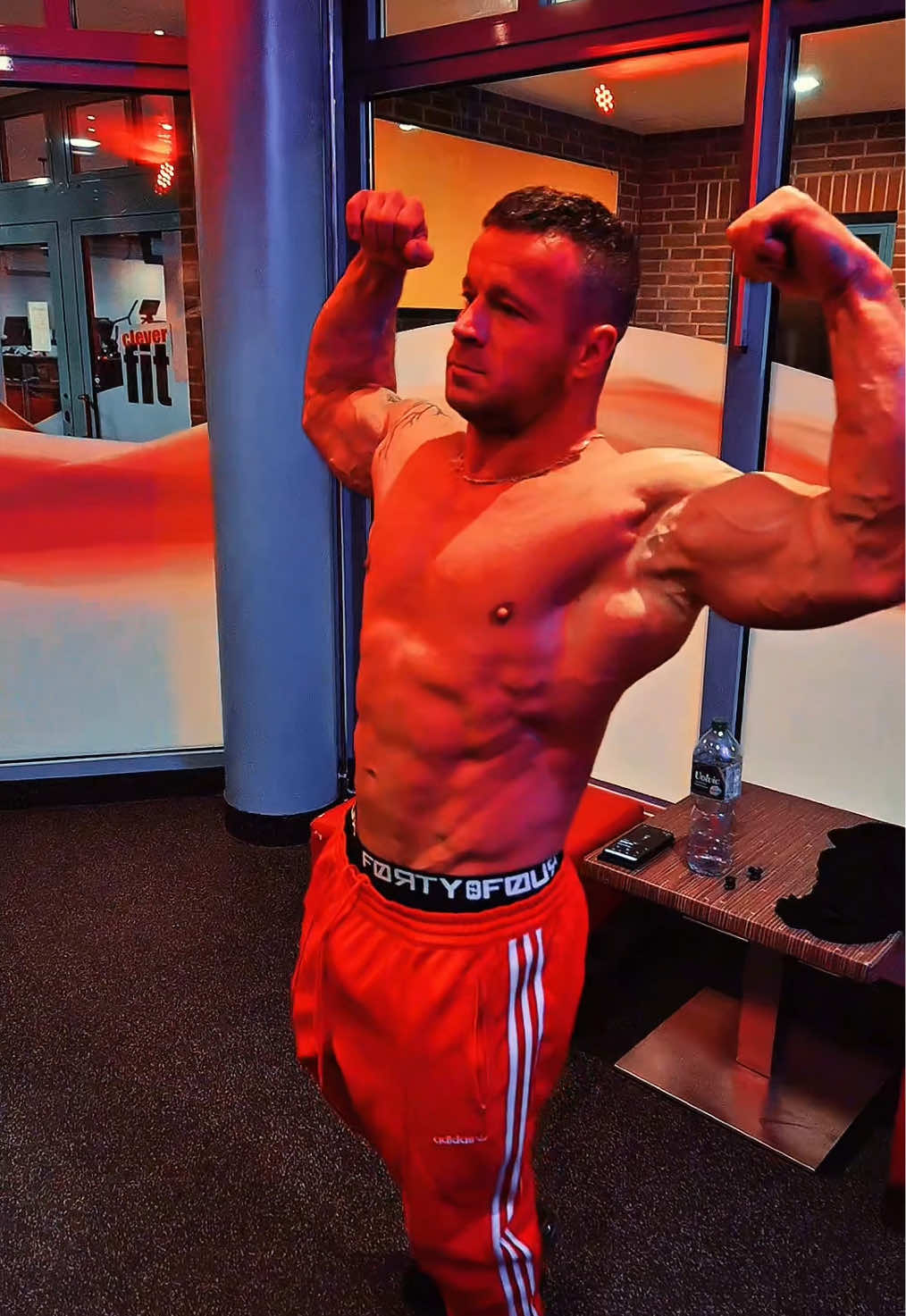 @gbfitness.de 🇺🇸🇪🇸🇮🇹🇩🇪