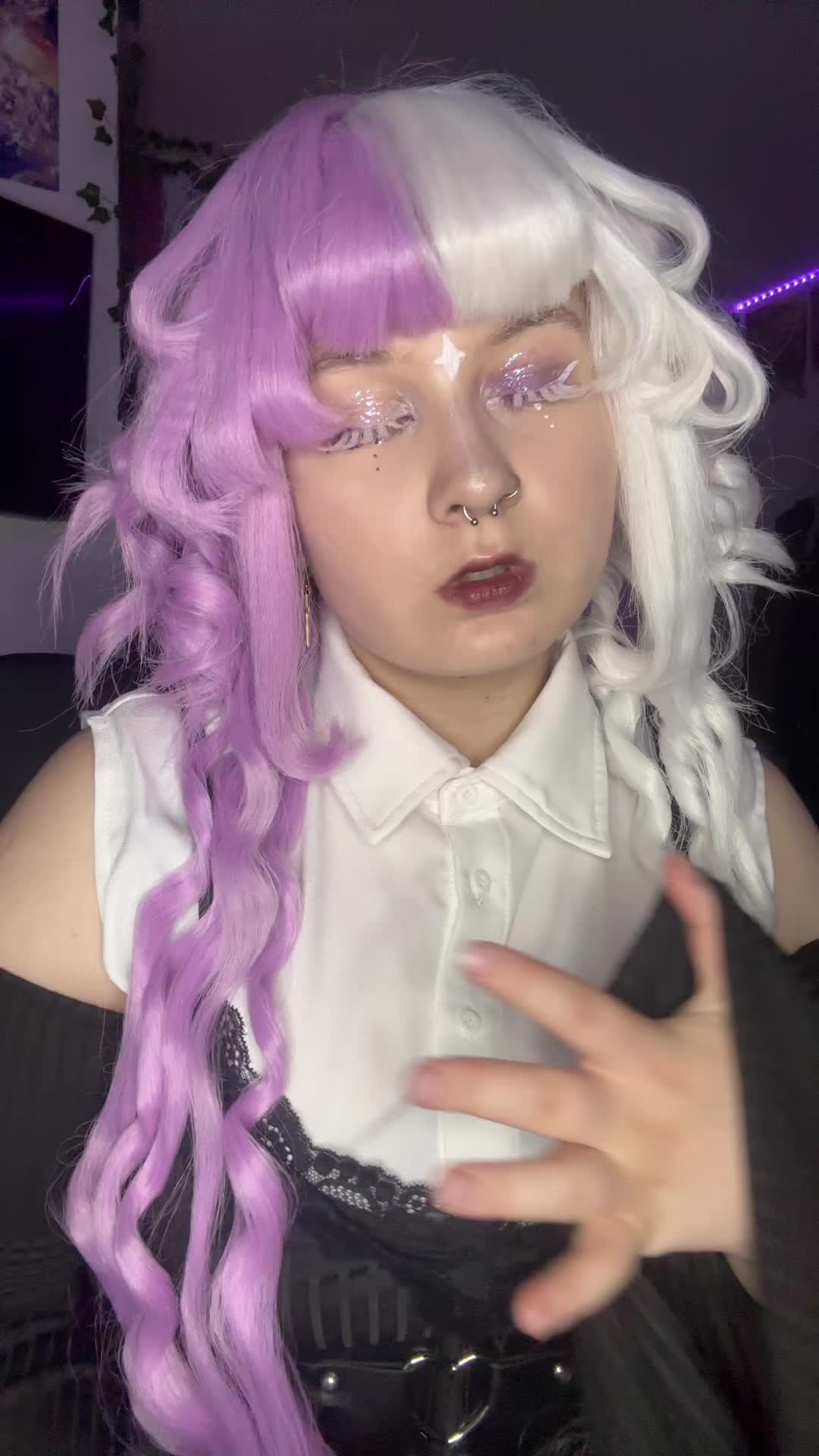 @Carmen<𝟥