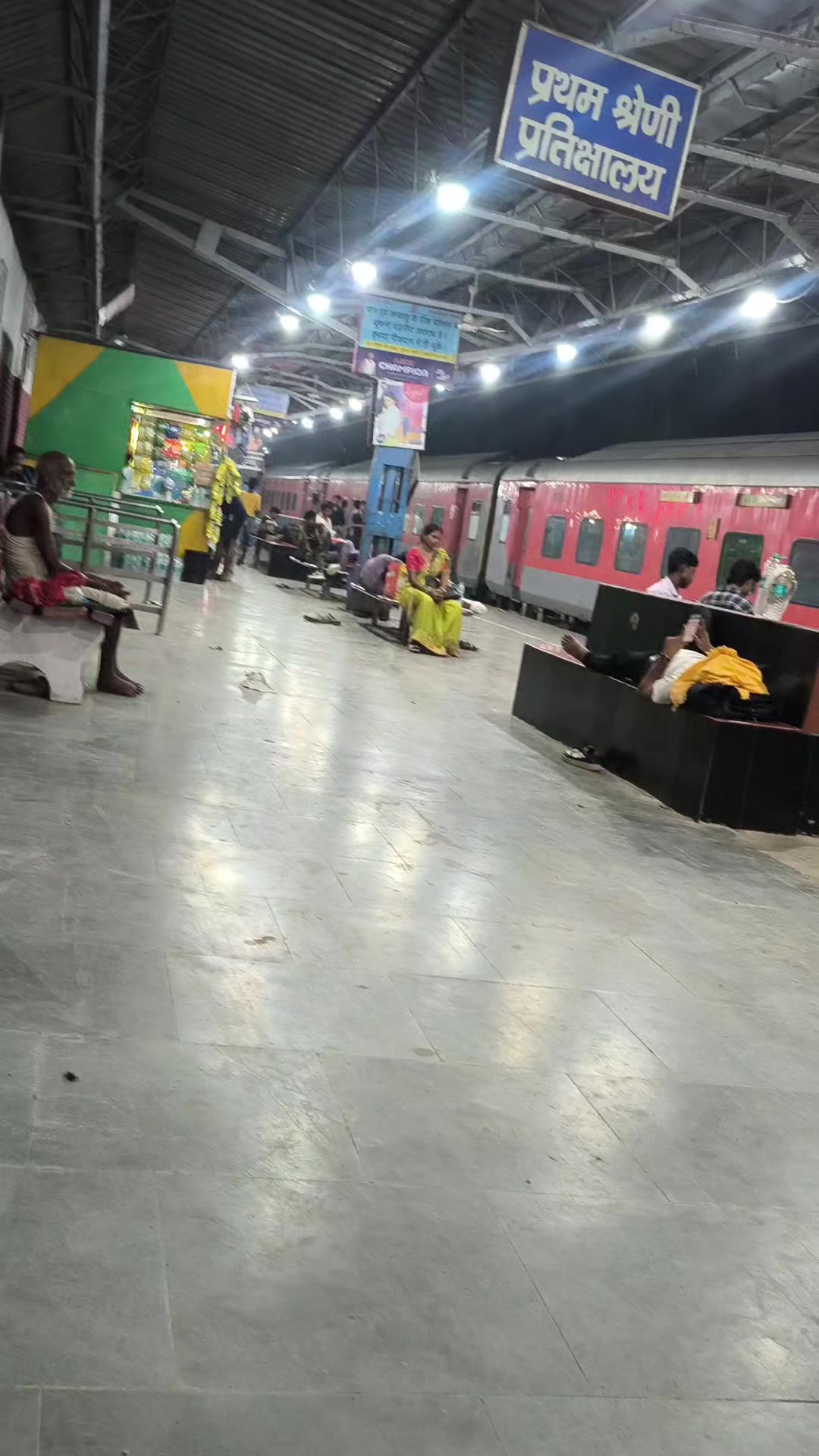 @st __shivam__89