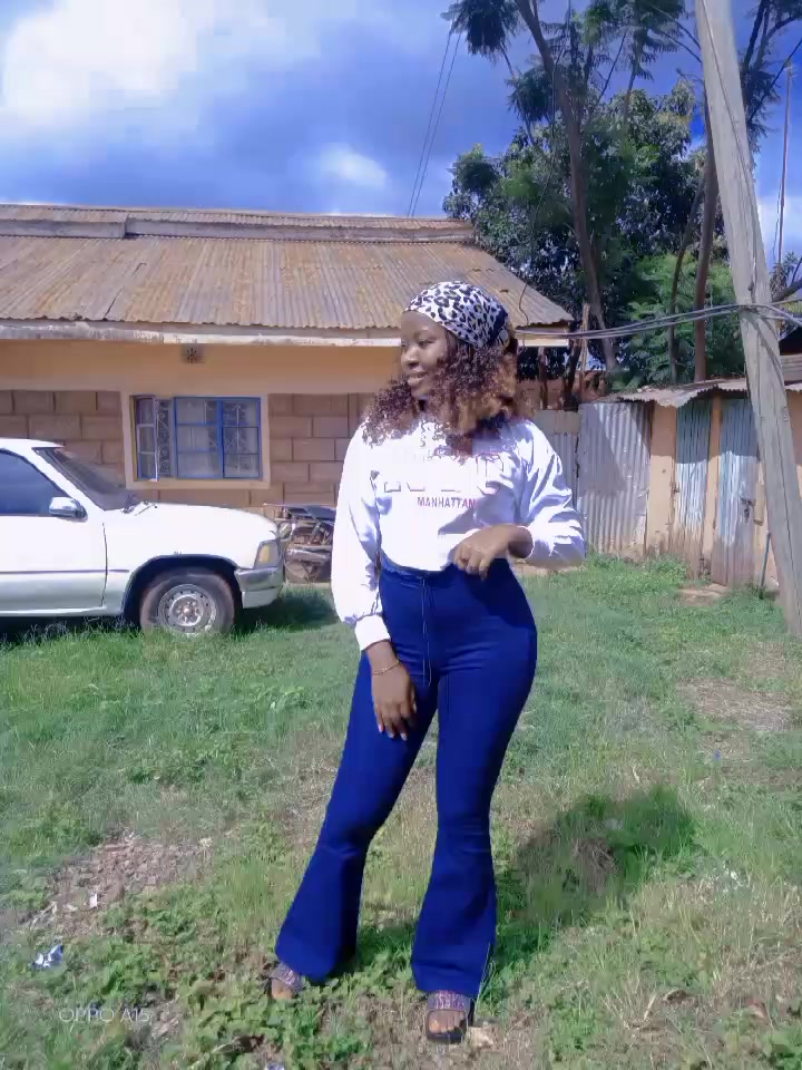 @NI VAAL 🦋