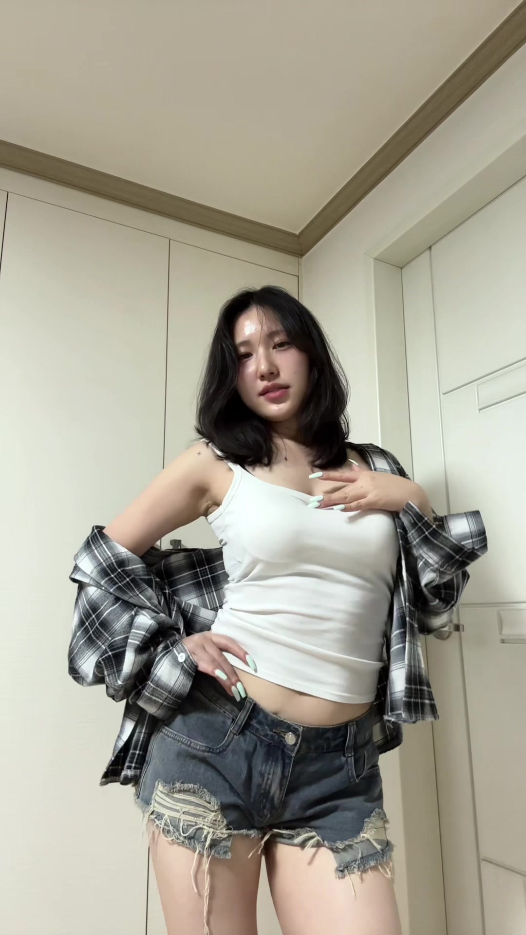 @anoey