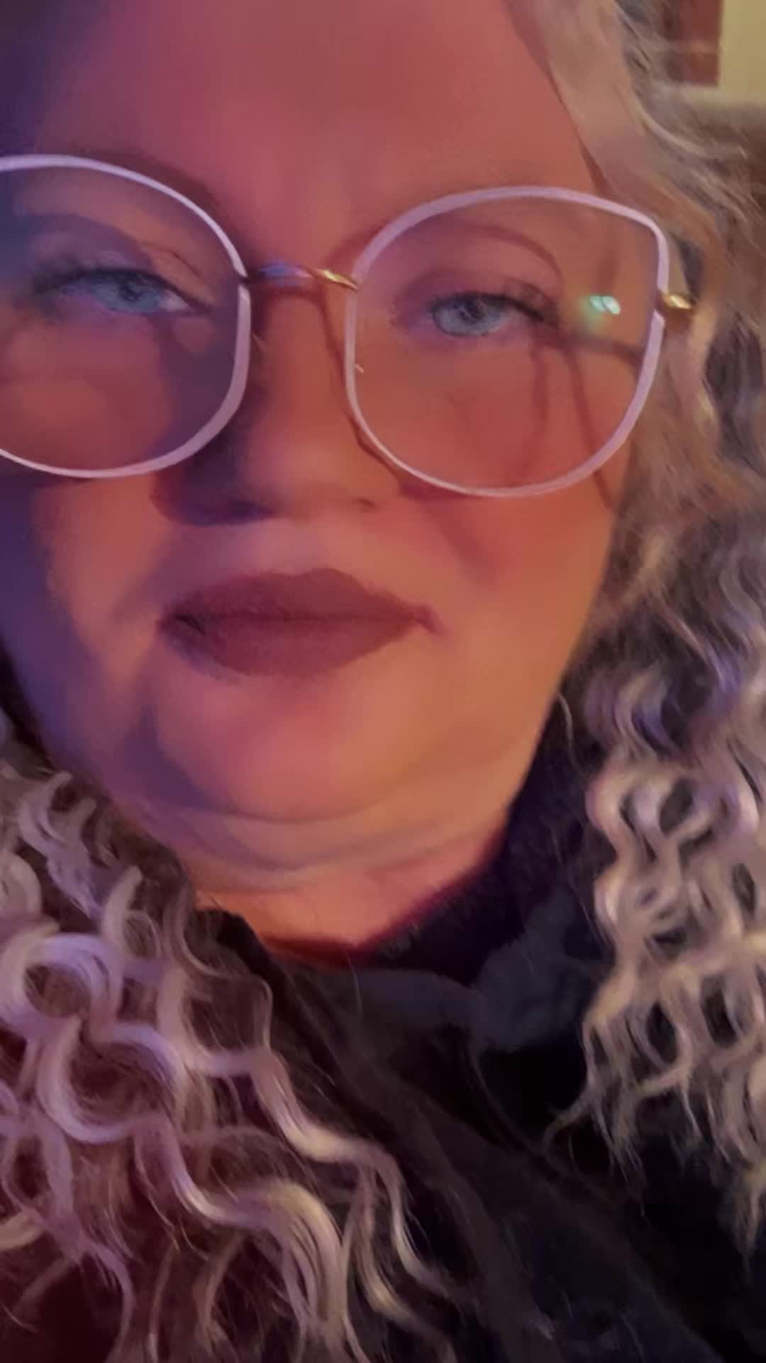 @Trishblingqueen56@
