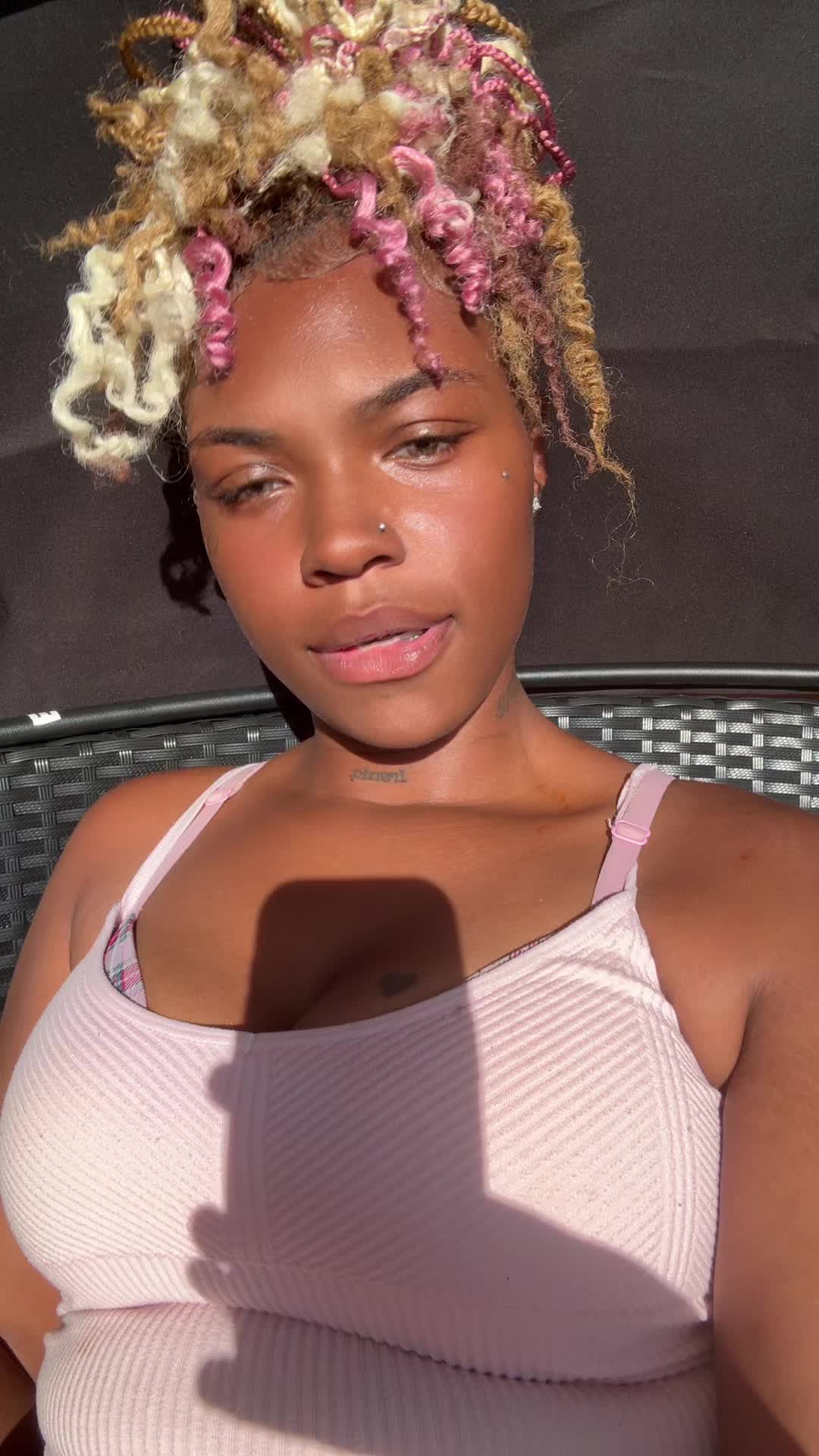 @Laniyahrena