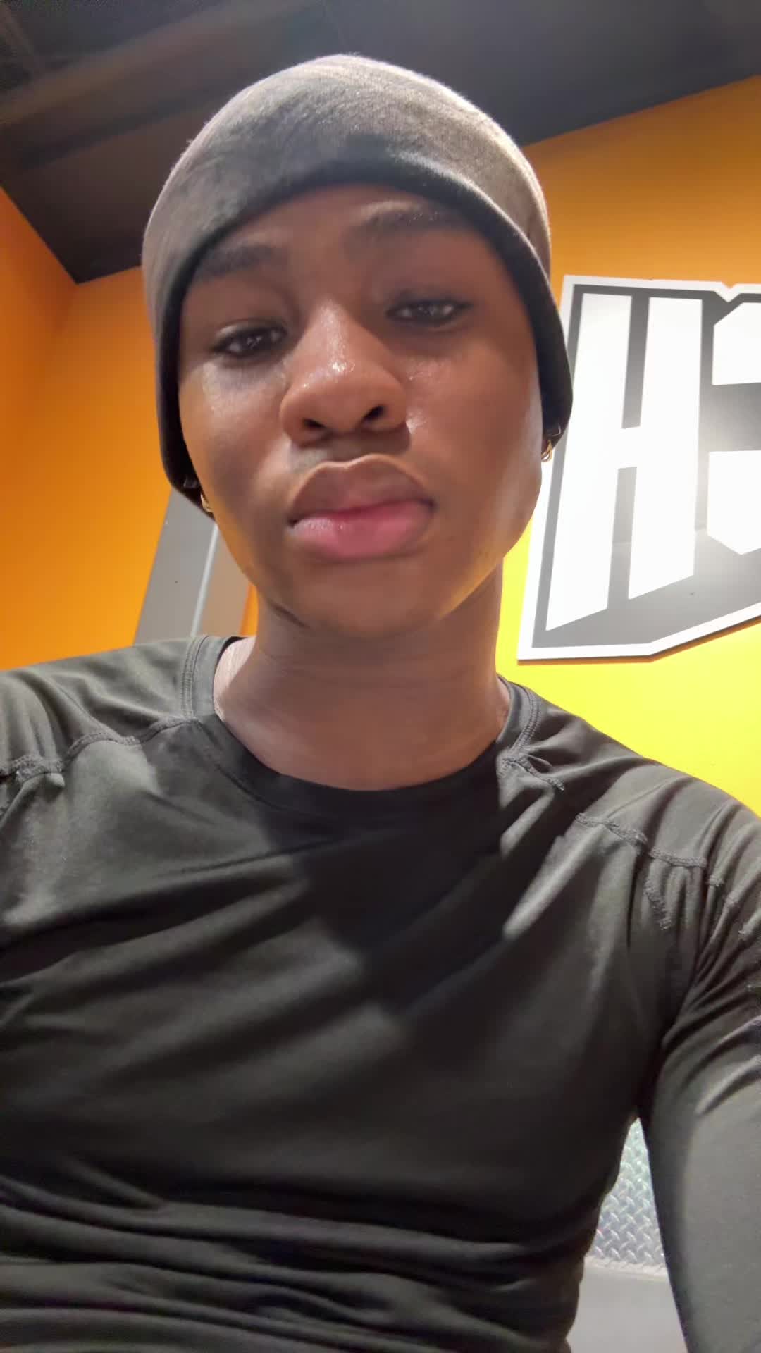 @RULONIAA