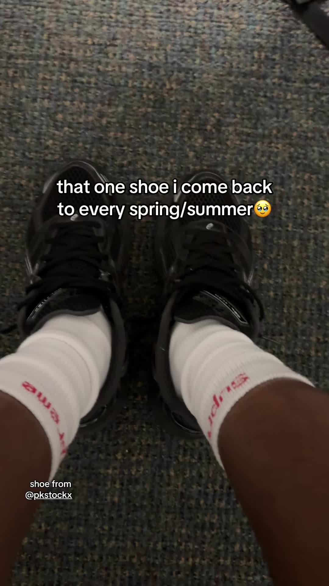 @⃟