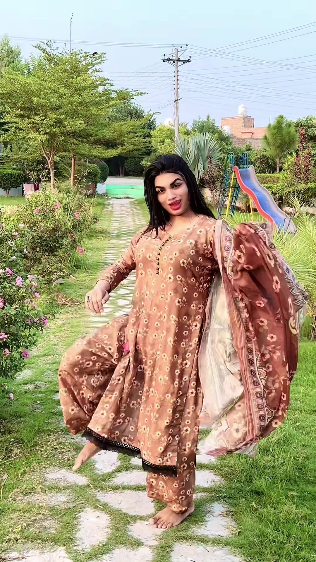 @Noor Superstar 🥀