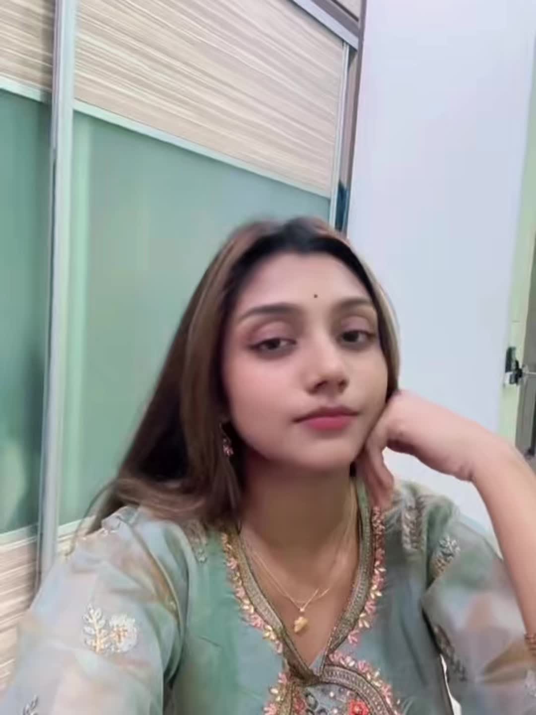 @𝓢𝓪𝓻𝓷𝓲𝓪𝓱⏾ 🦢